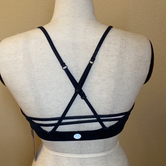 NWT - activewear lot - Picture 8 of 9